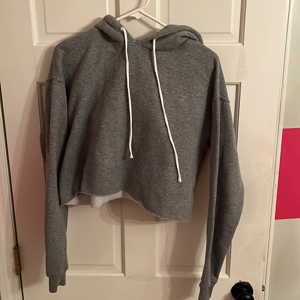 cropped hoodie